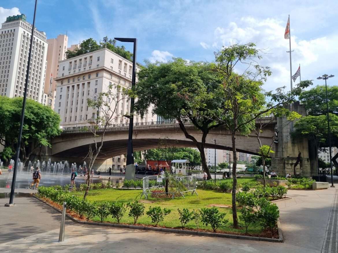 Praça Ramos de Azevedo - Centro - São Paulo